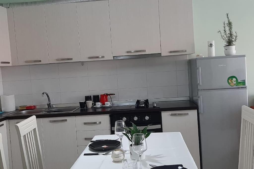 Gold Key Apartments, Durres Beach Zewnętrze zdjęcie